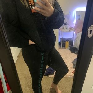 Pink leggings!